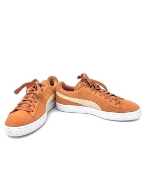 Puma Classic Suede Sneakers- Cantaloupe (Orange/Peach) - 8.5- New Without Box
